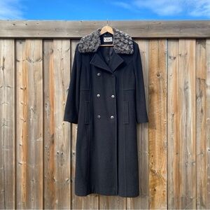 Vintage Merino Wool & Real Fur Removable Collar Double-Breasted Coat | Me-Jay 🇨🇦